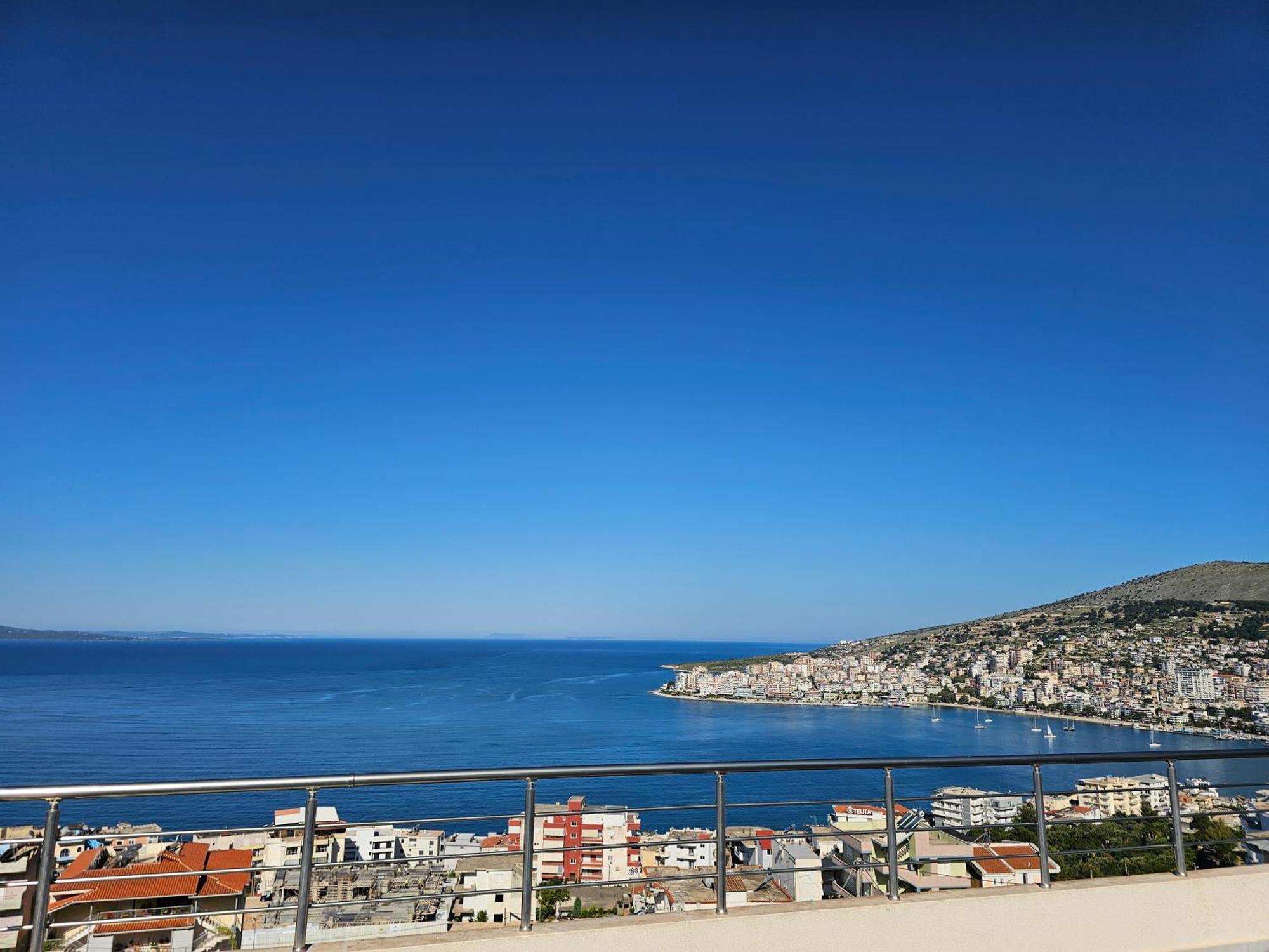 Ledion Apartments Sarandë Buitenkant foto